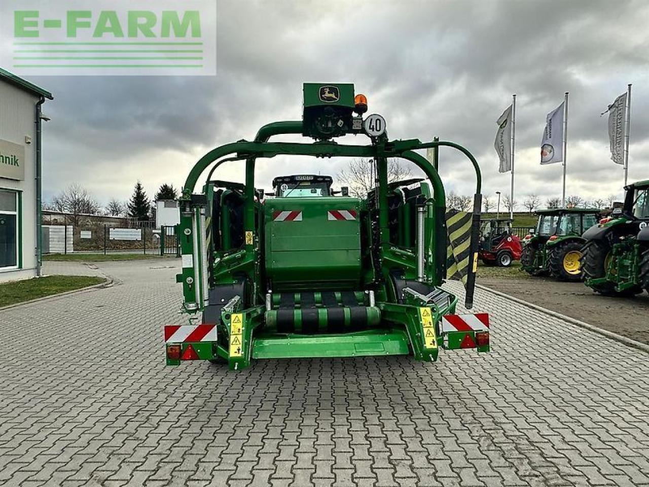John Deere c441r - מכונת צרור מרובעת: תמונה 3 John Deere c441r - מכונת צרור מרובעת: תמונה 3