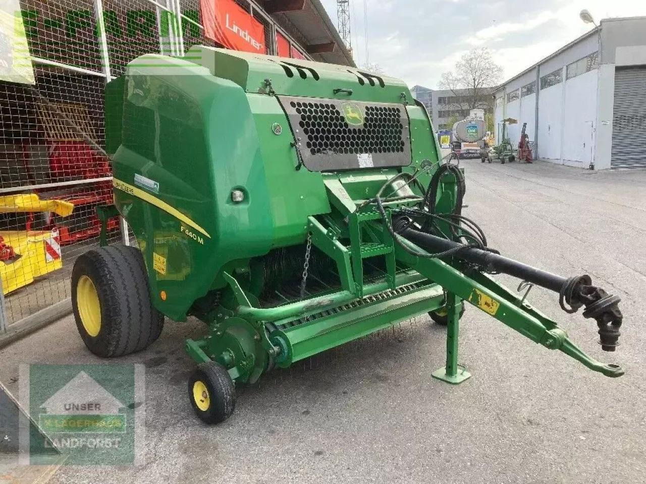 John Deere f440m - מכונת צרור מרובעת: תמונה 3 John Deere f440m - מכונת צרור מרובעת: תמונה 3