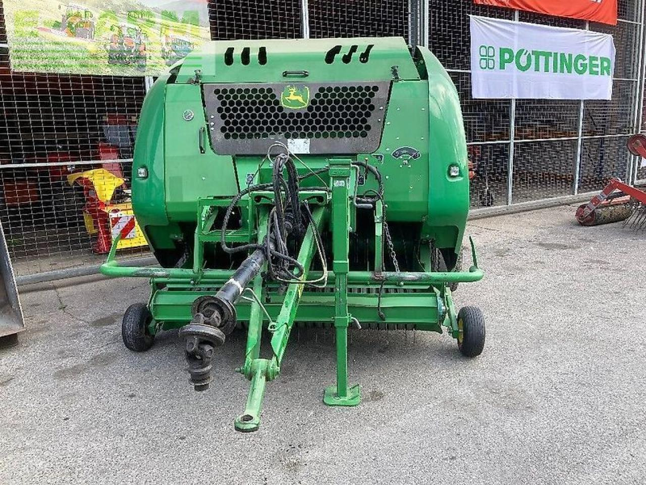 John Deere f440m - מכונת צרור מרובעת: תמונה 2 John Deere f440m - מכונת צרור מרובעת: תמונה 2
