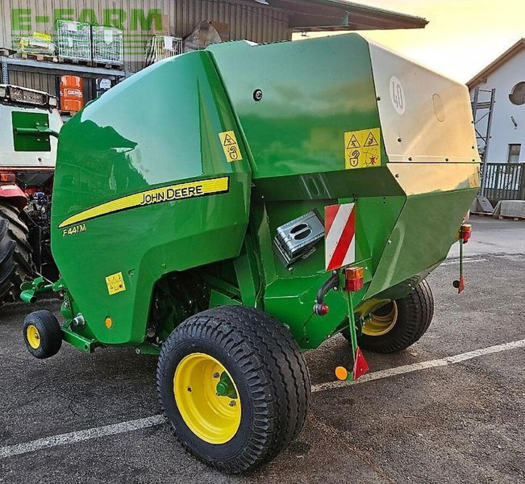 John Deere f441 m - מכונת צרור מרובעת: תמונה 5 John Deere f441 m - מכונת צרור מרובעת: תמונה 5
