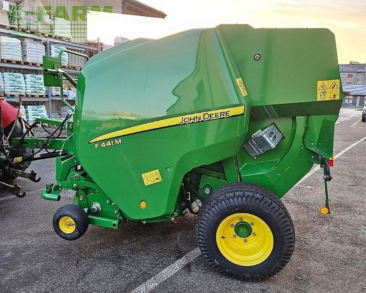 John Deere f441 m - מכונת צרור מרובעת: תמונה 4 John Deere f441 m - מכונת צרור מרובעת: תמונה 4