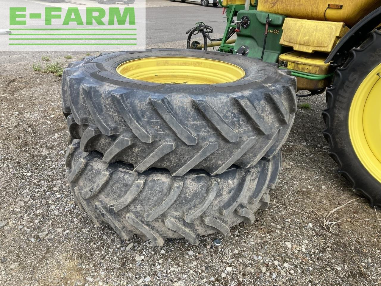 John Deere m740i - מרסס נגרר: תמונה 4 John Deere m740i - מרסס נגרר: תמונה 4