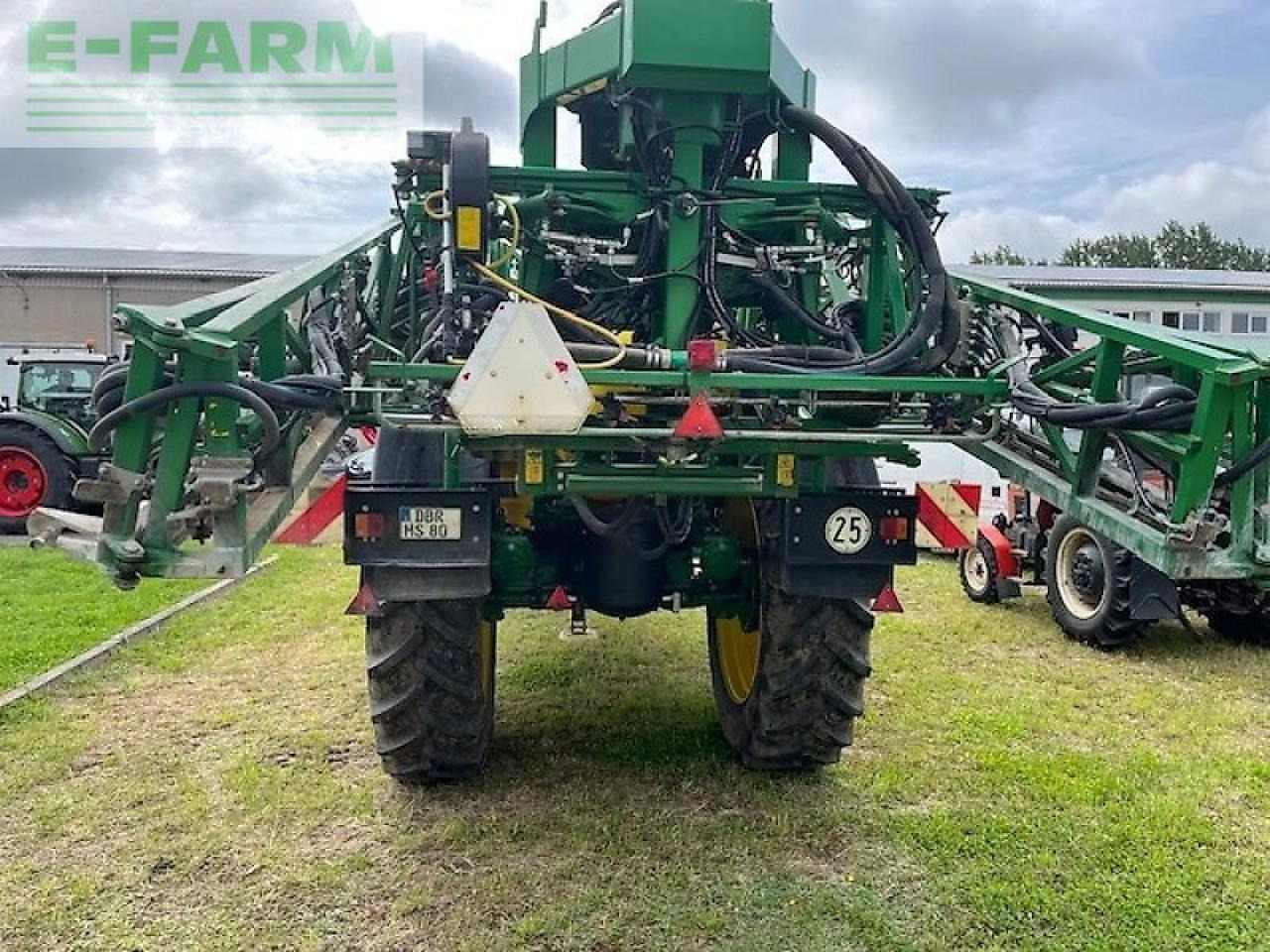 John Deere m952i - מרסס נגרר: תמונה 3 John Deere m952i - מרסס נגרר: תמונה 3