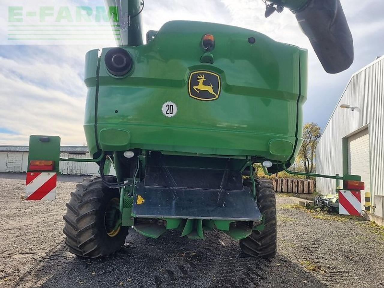 John Deere s685i my16 prod 20 - מקצרת קומבינה: תמונה 4 John Deere s685i my16 prod 20 - מקצרת קומבינה: תמונה 4