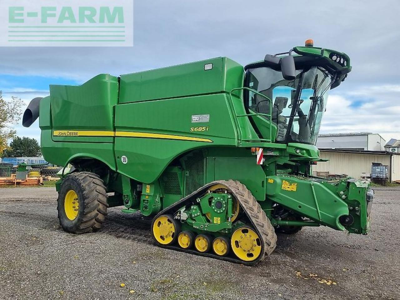 John Deere s685i my16 prod 20 - מקצרת קומבינה: תמונה 1 John Deere s685i my16 prod 20 - מקצרת קומבינה: תמונה 1