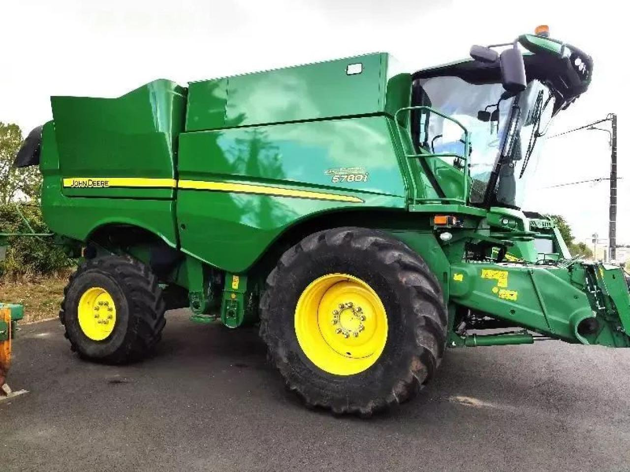 John Deere s780 - מקצרת קומבינה: תמונה 4 John Deere s780 - מקצרת קומבינה: תמונה 4