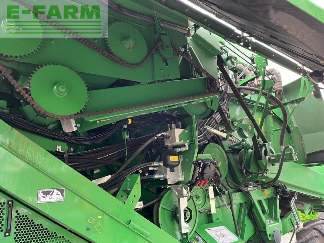 John Deere t550 hm (my19) - מקצרת קומבינה: תמונה 5 John Deere t550 hm (my19) - מקצרת קומבינה: תמונה 5