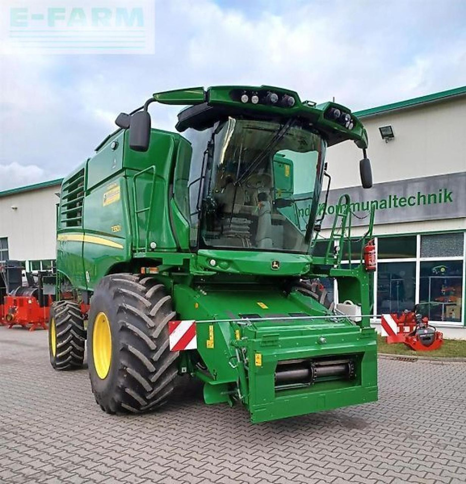 John Deere t550 hm - מקצרת קומבינה: תמונה 2 John Deere t550 hm - מקצרת קומבינה: תמונה 2