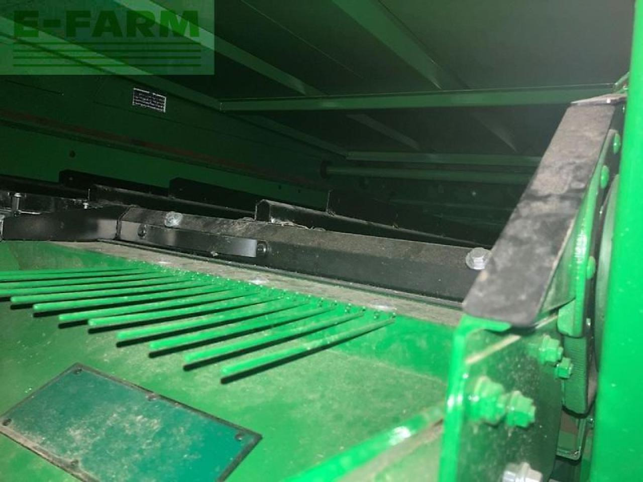 John Deere t560 hm - מקצרת קומבינה: תמונה 5 John Deere t560 hm - מקצרת קומבינה: תמונה 5