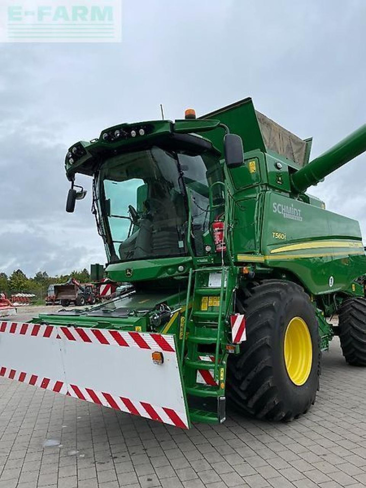 John Deere t560 - מקצרת קומבינה: תמונה 3 John Deere t560 - מקצרת קומבינה: תמונה 3