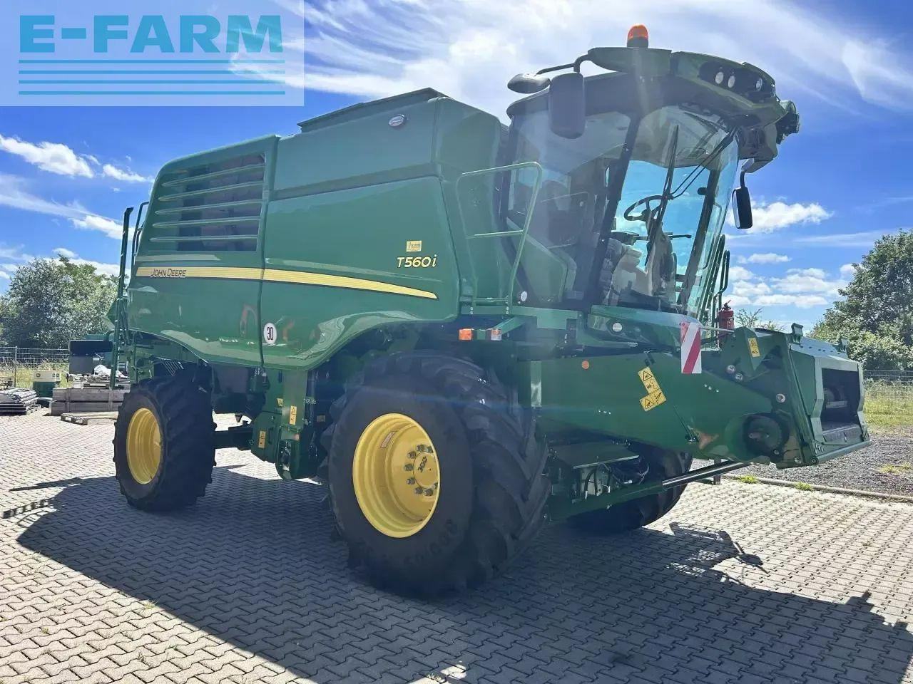 John Deere t560 - מקצרת קומבינה: תמונה 4 John Deere t560 - מקצרת קומבינה: תמונה 4