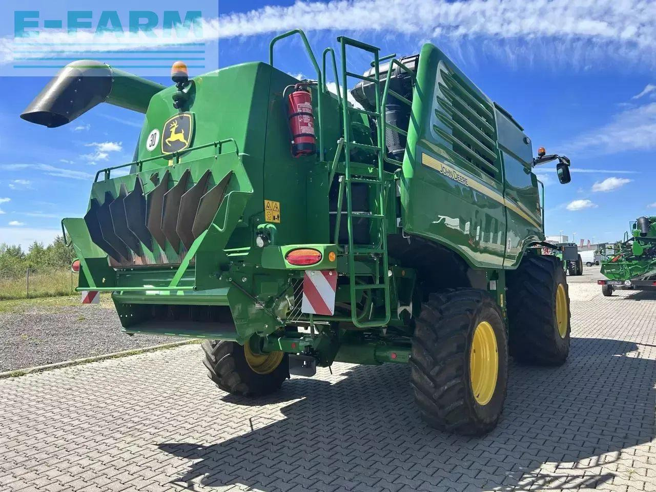 John Deere t560 - מקצרת קומבינה: תמונה 5 John Deere t560 - מקצרת קומבינה: תמונה 5