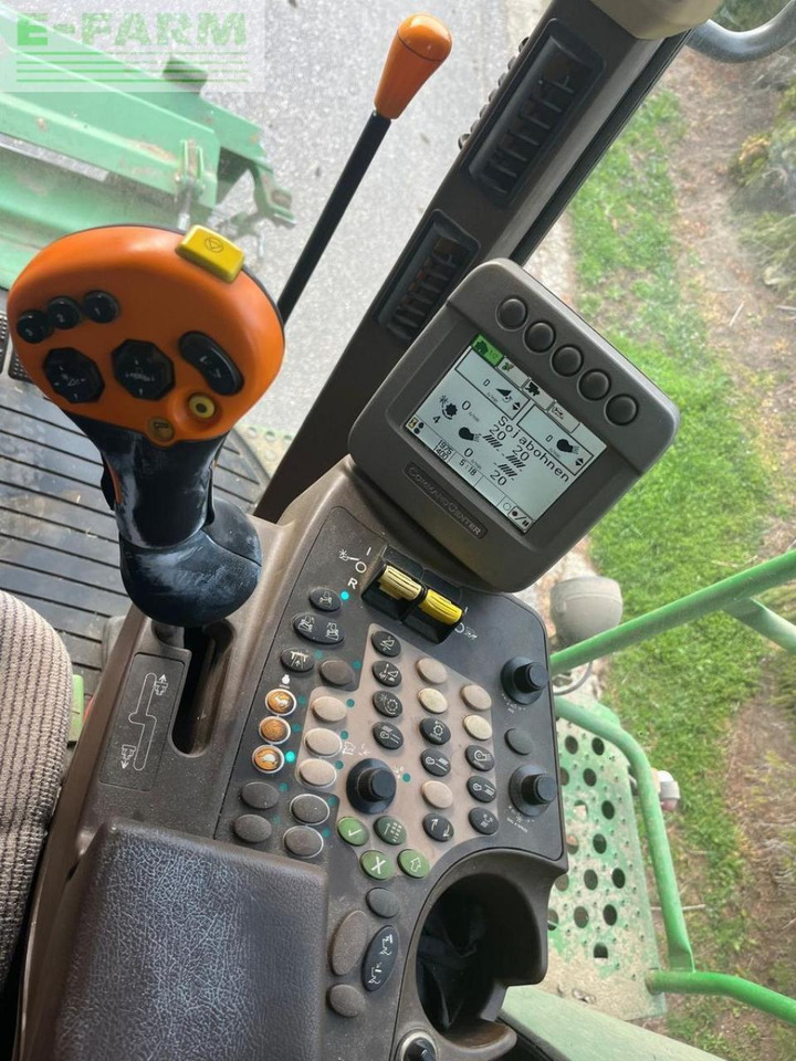 John Deere t560 - מקצרת קומבינה: תמונה 2 John Deere t560 - מקצרת קומבינה: תמונה 2
