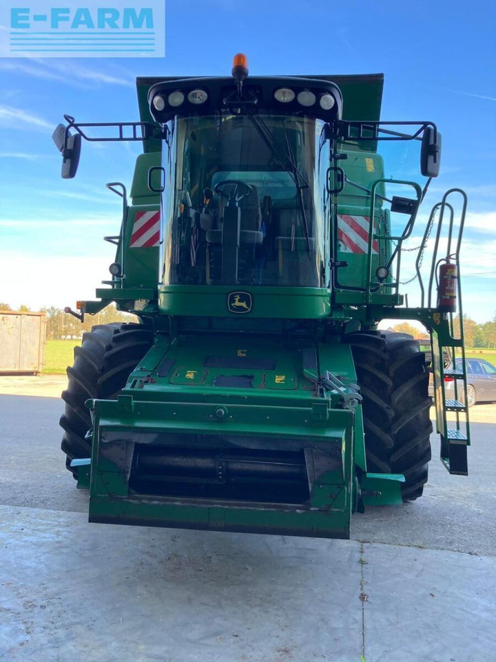 John Deere t560hm - מקצרת קומבינה: תמונה 3 John Deere t560hm - מקצרת קומבינה: תמונה 3