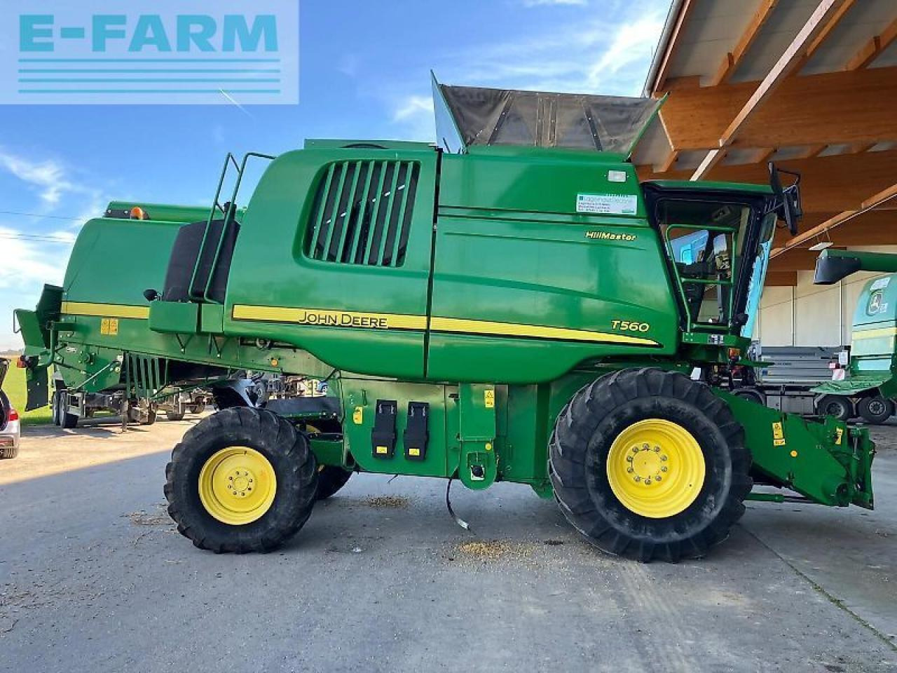John Deere t560hm - מקצרת קומבינה: תמונה 4 John Deere t560hm - מקצרת קומבינה: תמונה 4