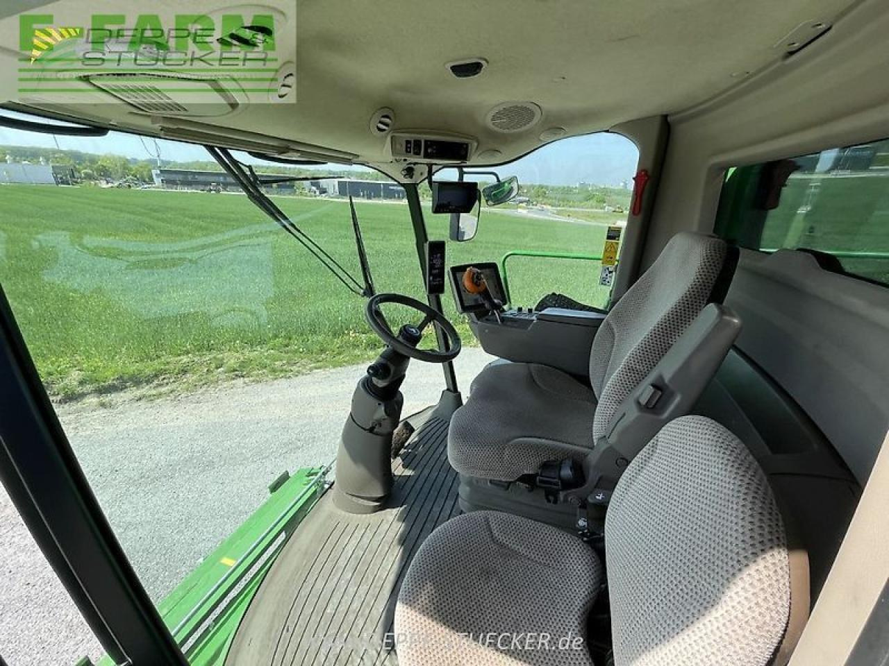 John Deere t560i hillmaster - מקצרת קומבינה: תמונה 5 John Deere t560i hillmaster - מקצרת קומבינה: תמונה 5