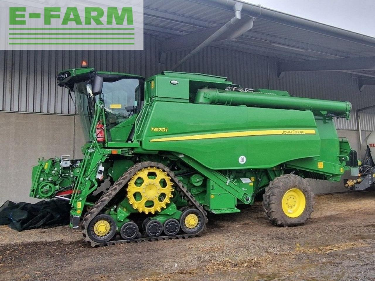 John Deere t670 raupe - מקצרת קומבינה: תמונה 2 John Deere t670 raupe - מקצרת קומבינה: תמונה 2