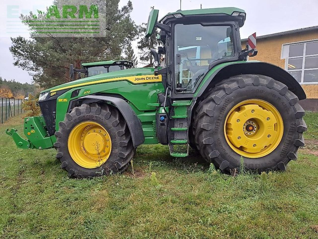 John Deere traktor 8r370 - טרקטור חקלאי: תמונה 1 John Deere traktor 8r370 - טרקטור חקלאי: תמונה 1