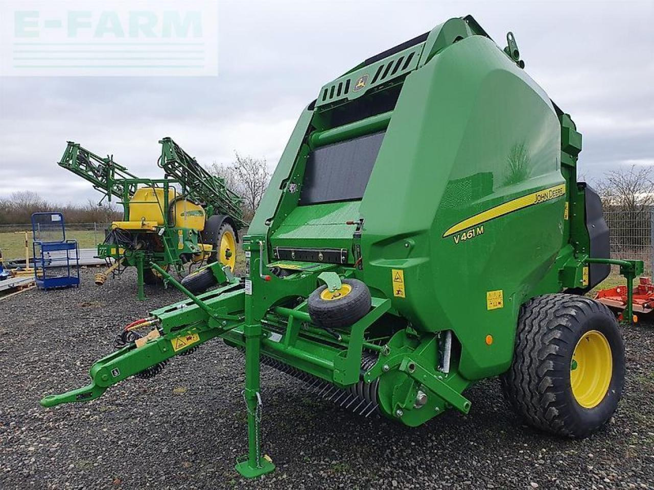 John Deere v461m demo - מכונת צרור מרובעת: תמונה 1 John Deere v461m demo - מכונת צרור מרובעת: תמונה 1