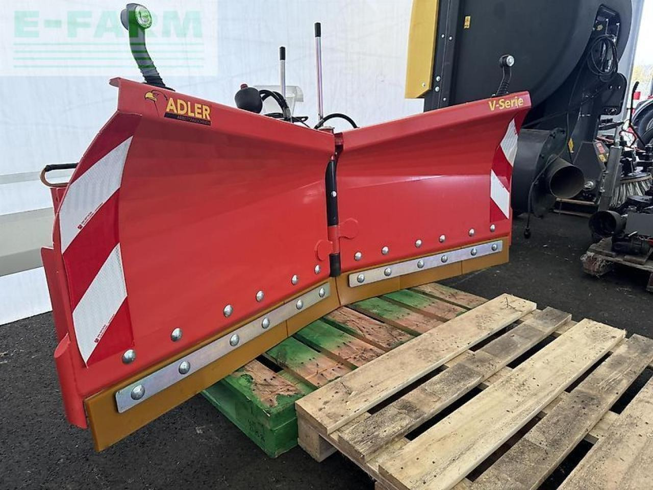 Kioti ck 5030 ch + 6 x anbaugeräte - טרקטור חקלאי: תמונה 5 Kioti ck 5030 ch + 6 x anbaugeräte - טרקטור חקלאי: תמונה 5