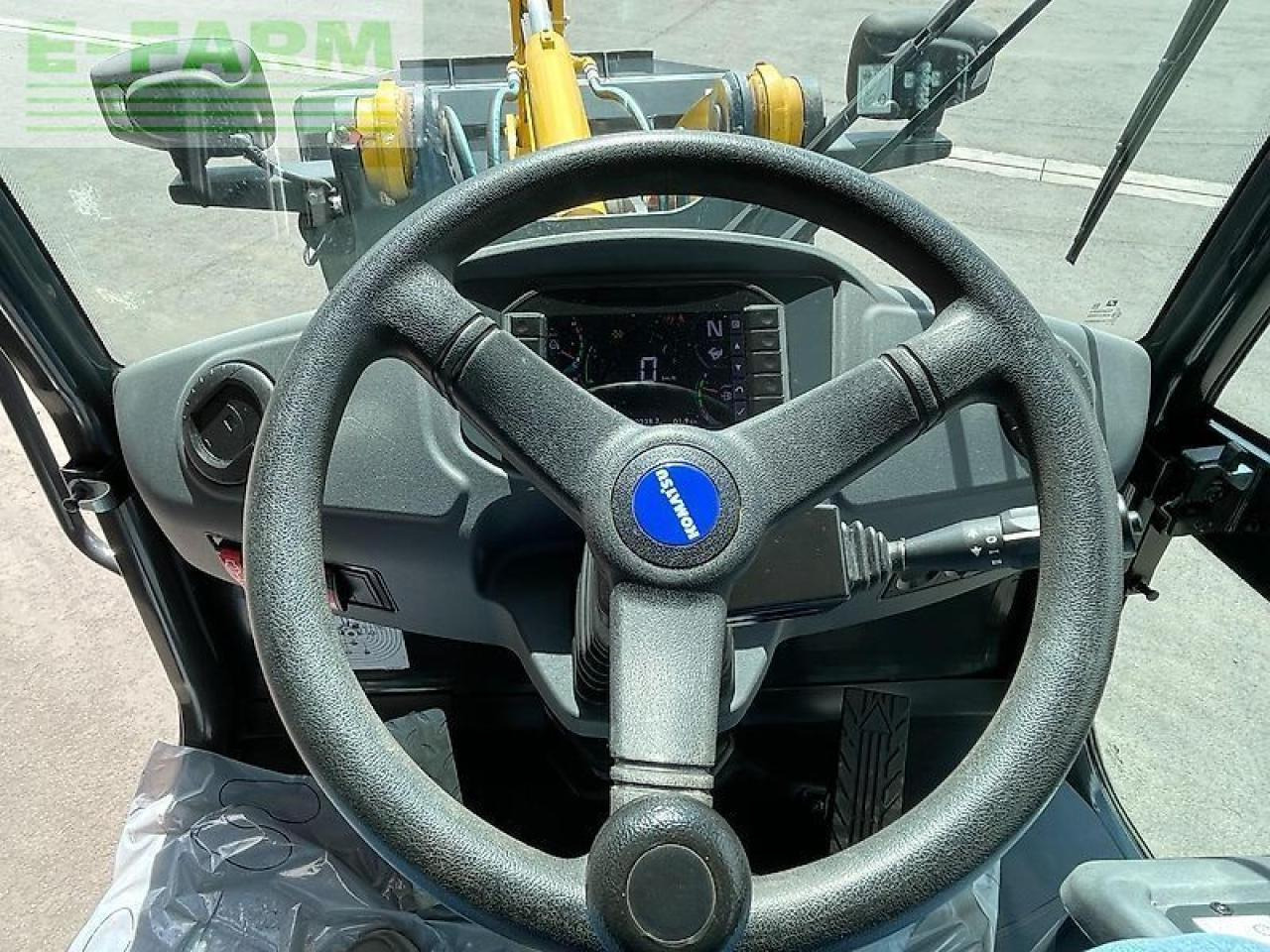 מיני מחפר Komatsu wa 70m: תמונה 7