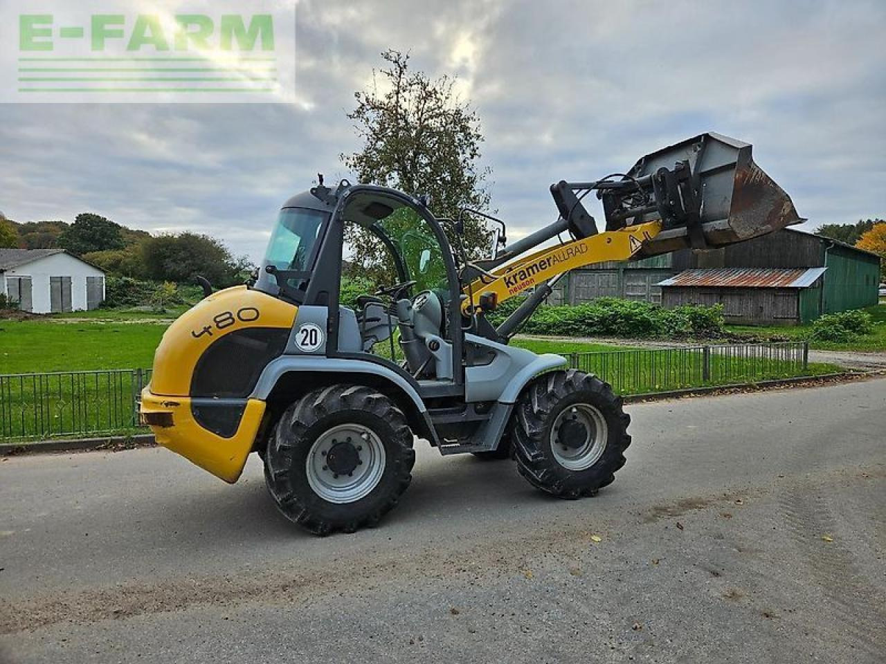 Kramer 480 - מיני מחפר: תמונה 4 Kramer 480 - מיני מחפר: תמונה 4