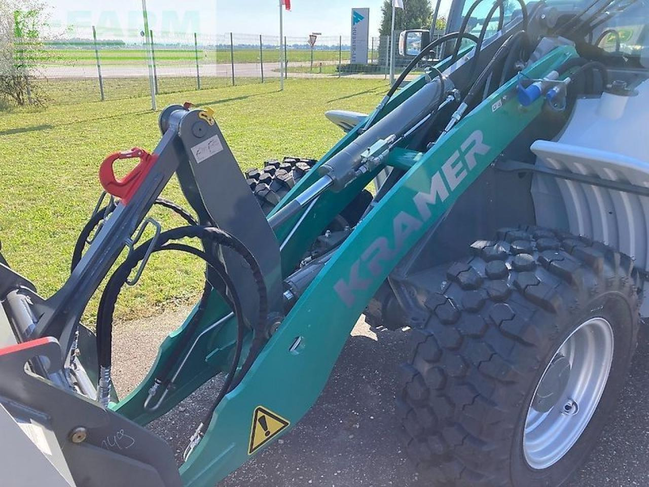 Kramer kl43.8l - מיני מחפר: תמונה 4 Kramer kl43.8l - מיני מחפר: תמונה 4