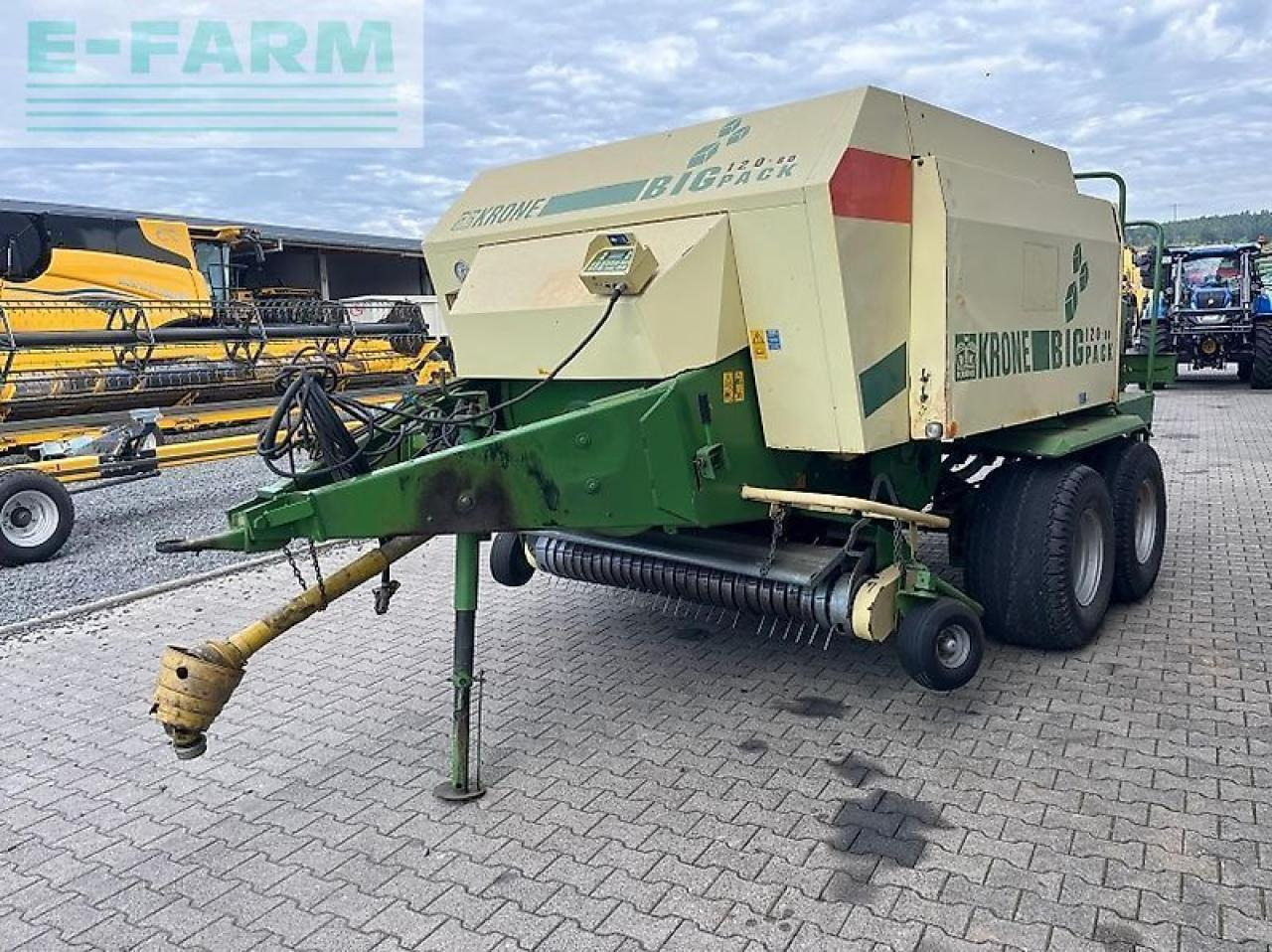 Krone big pack 120-80 - מכונת צרור מרובעת: תמונה 2 Krone big pack 120-80 - מכונת צרור מרובעת: תמונה 2