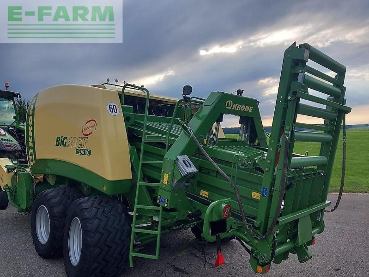 Krone big pack 1270 xc prechop - מכונת צרור מרובעת: תמונה 4 Krone big pack 1270 xc prechop - מכונת צרור מרובעת: תמונה 4