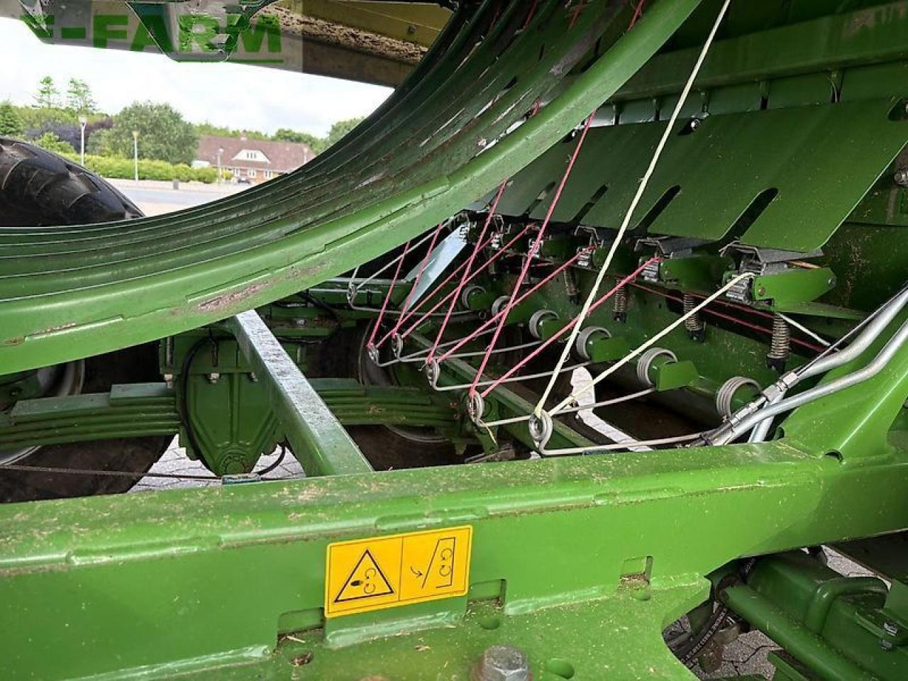 Krone big pack 4x4 - מכונת צרור מרובעת: תמונה 5 Krone big pack 4x4 - מכונת צרור מרובעת: תמונה 5
