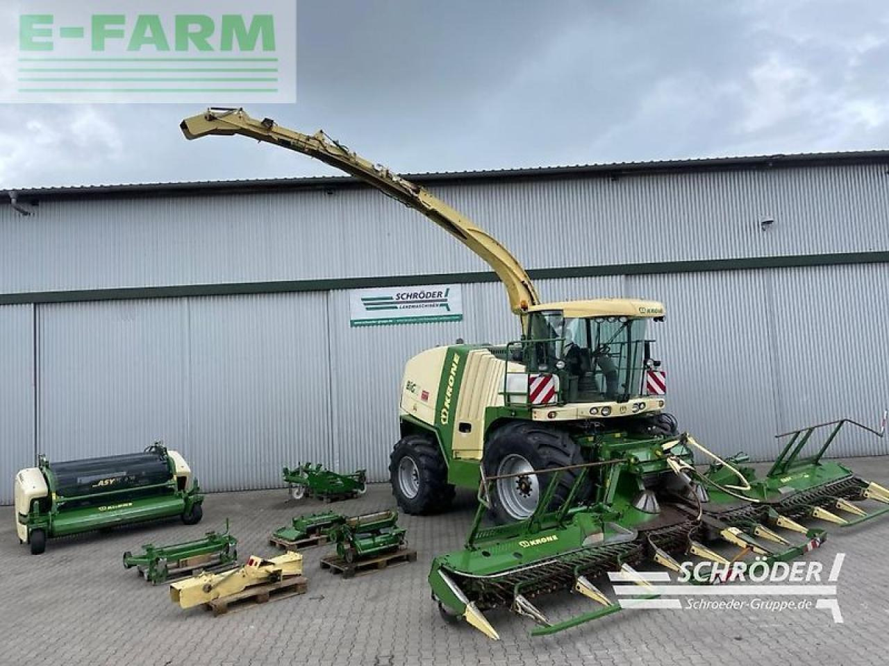 Krone big x 700 + easycollect 903 + easyflow - מקצרת מספוא: תמונה 1 Krone big x 700 + easycollect 903 + easyflow - מקצרת מספוא: תמונה 1