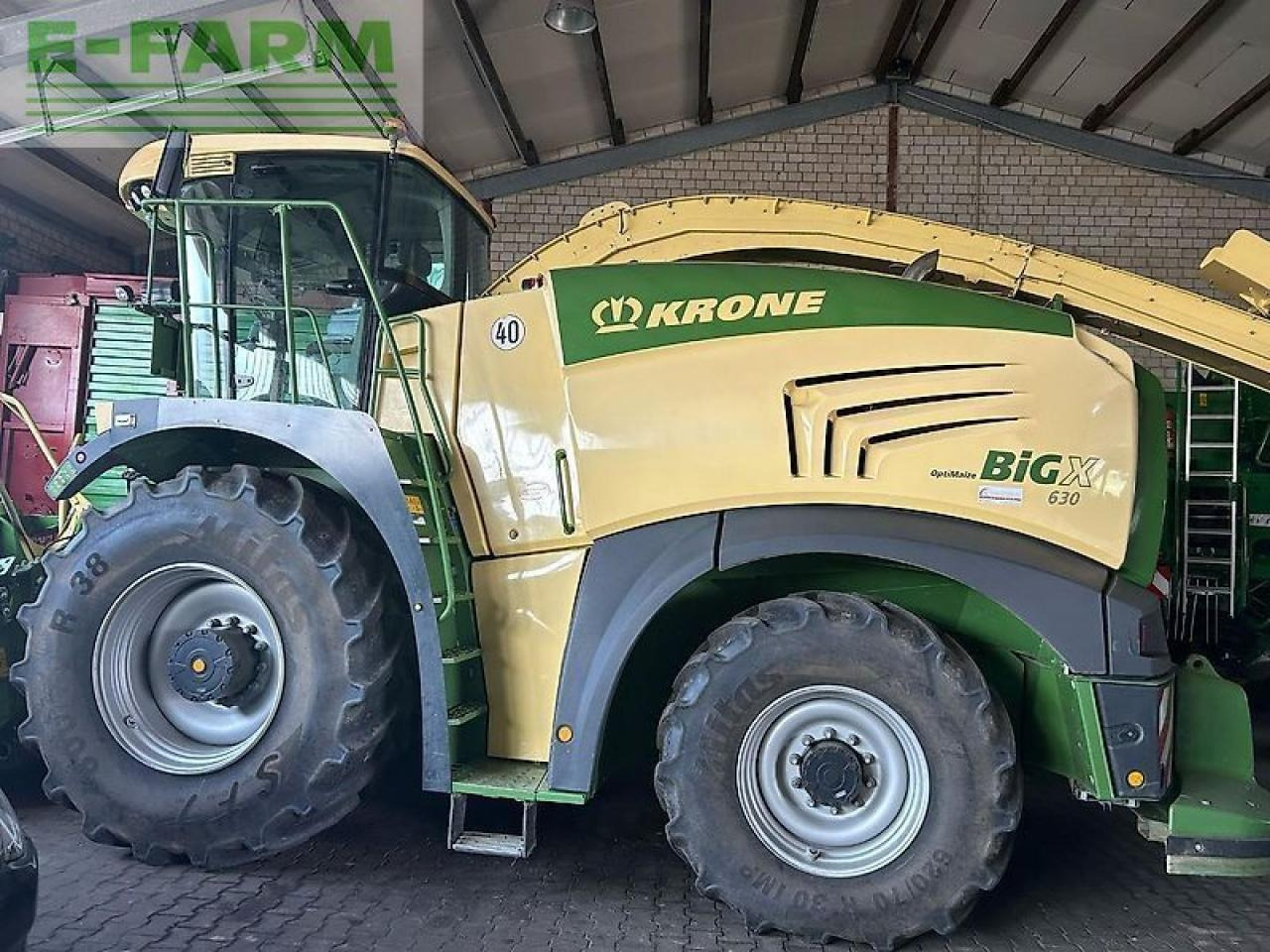 Krone bigx 630 - מקצרת מספוא: תמונה 1 Krone bigx 630 - מקצרת מספוא: תמונה 1