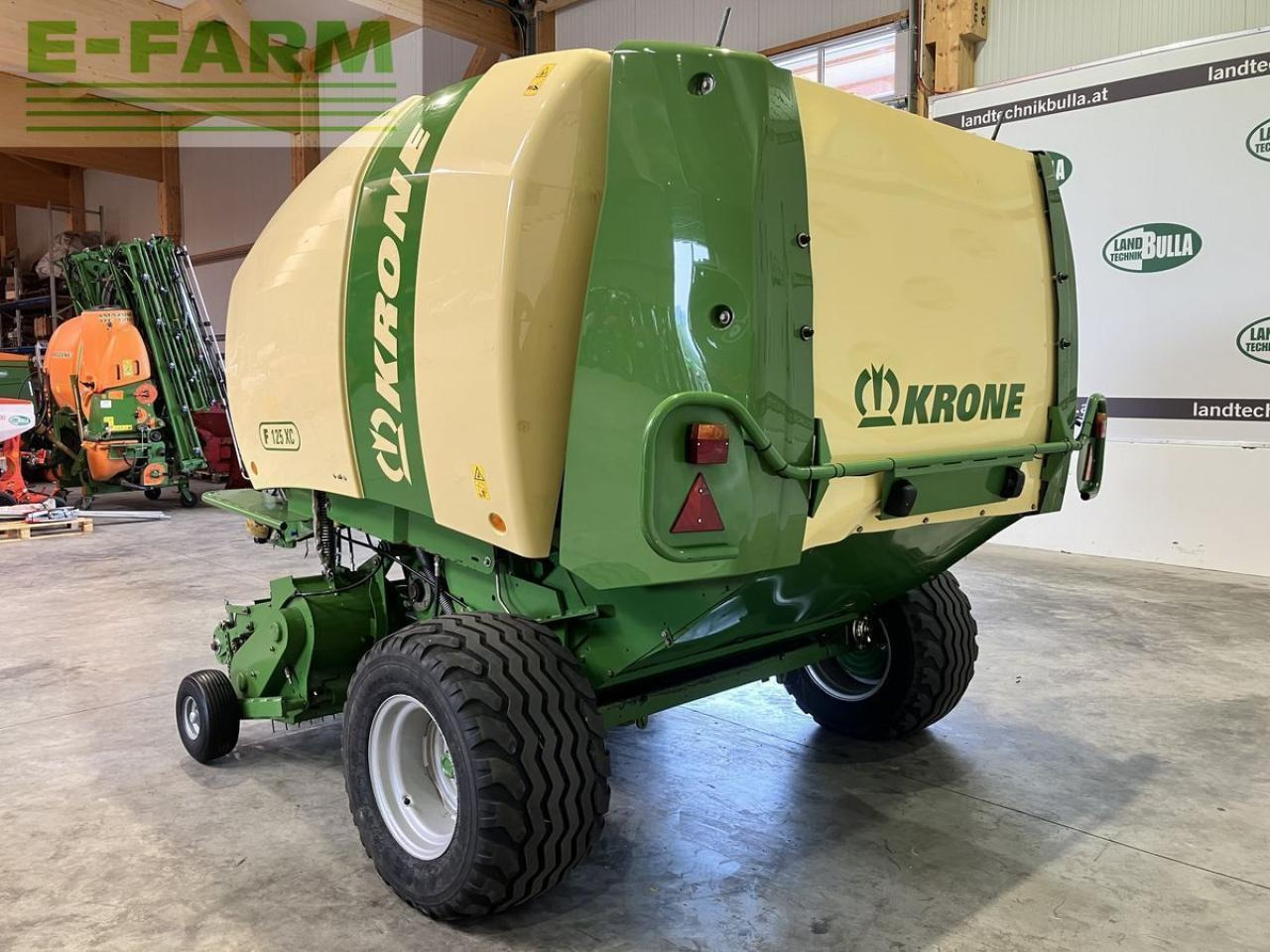 Krone comprima f 125 xc - מכונת צרור מרובעת: תמונה 4 Krone comprima f 125 xc - מכונת צרור מרובעת: תמונה 4