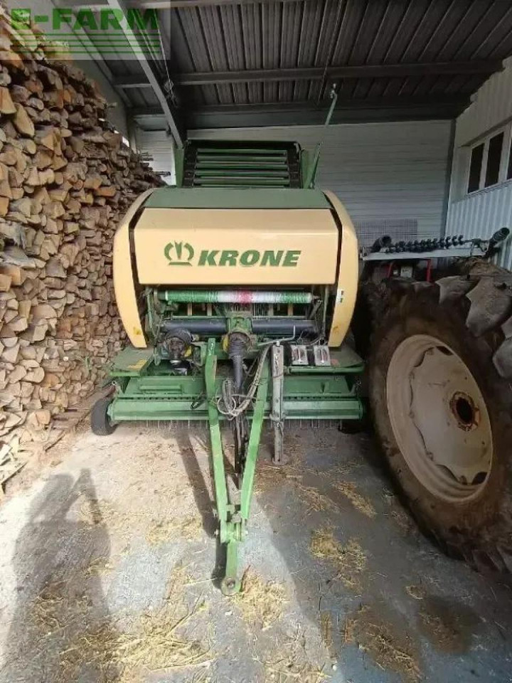 Krone comprima f155 - מכונת צרור מרובעת: תמונה 1 Krone comprima f155 - מכונת צרור מרובעת: תמונה 1