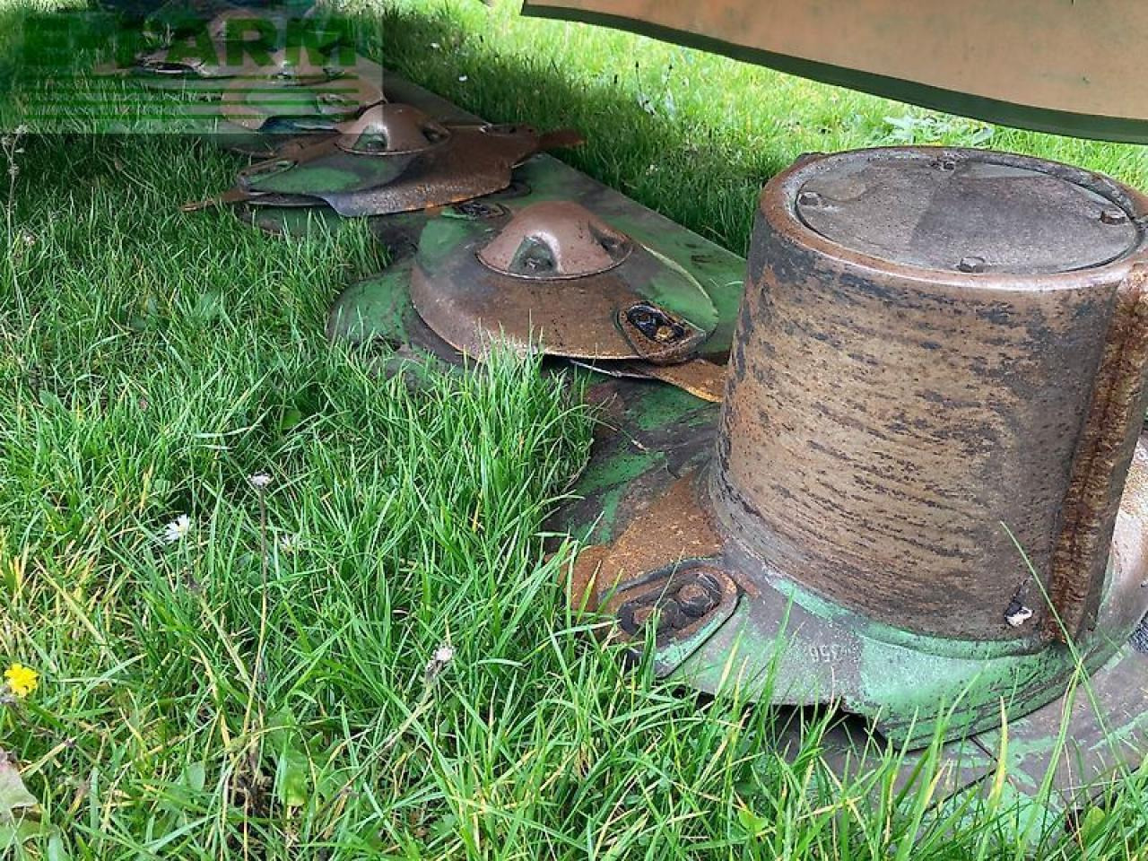 Krone easy cut b 890 - מכסחה: תמונה 2 Krone easy cut b 890 - מכסחה: תמונה 2