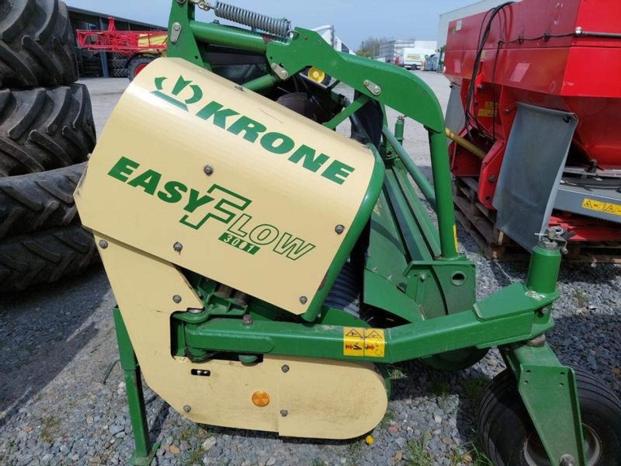 Krone easy flow 3001 - צרופת מקצרת מספוא: תמונה 1 Krone easy flow 3001 - צרופת מקצרת מספוא: תמונה 1