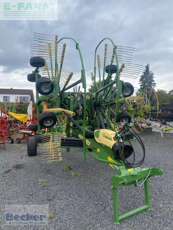 Krone schwadro tc 880 - גורף/ מגרפה: תמונה 2 Krone schwadro tc 880 - גורף/ מגרפה: תמונה 2