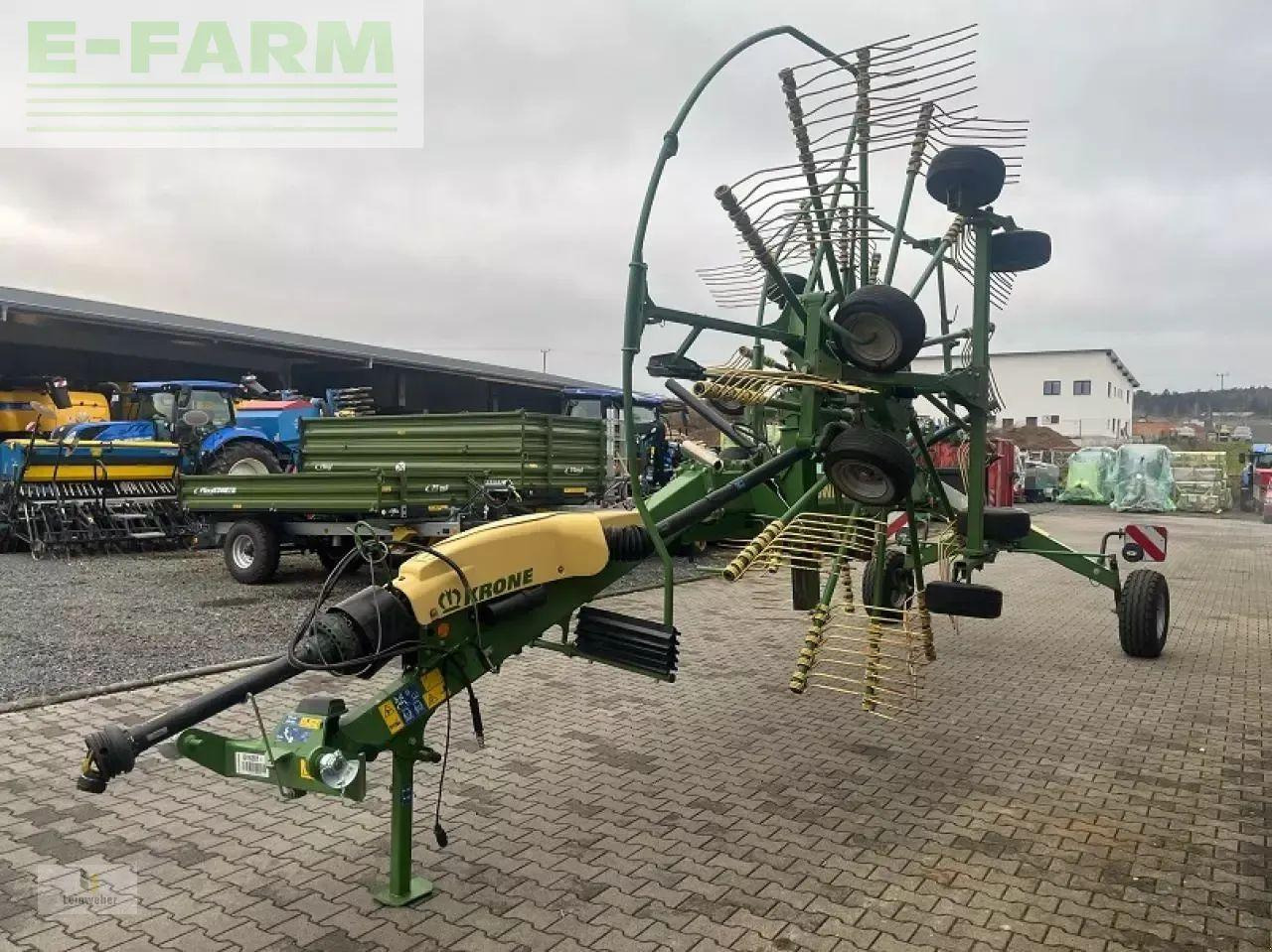 Krone swadro ts 740 - גורף/ מגרפה: תמונה 2 Krone swadro ts 740 - גורף/ מגרפה: תמונה 2