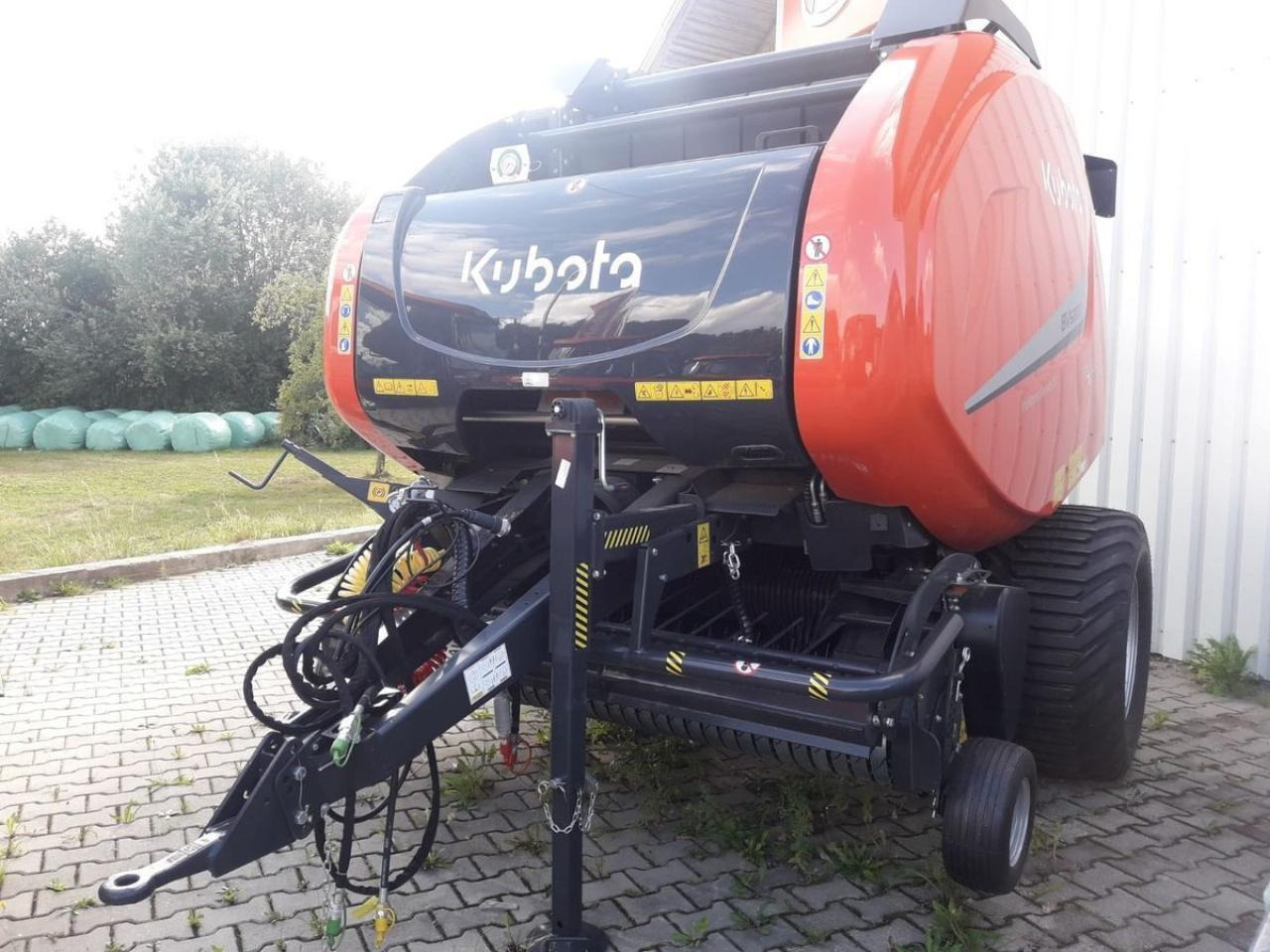 Kubota bv5200 plus - מכונת צרור מרובעת: תמונה 1 Kubota bv5200 plus - מכונת צרור מרובעת: תמונה 1