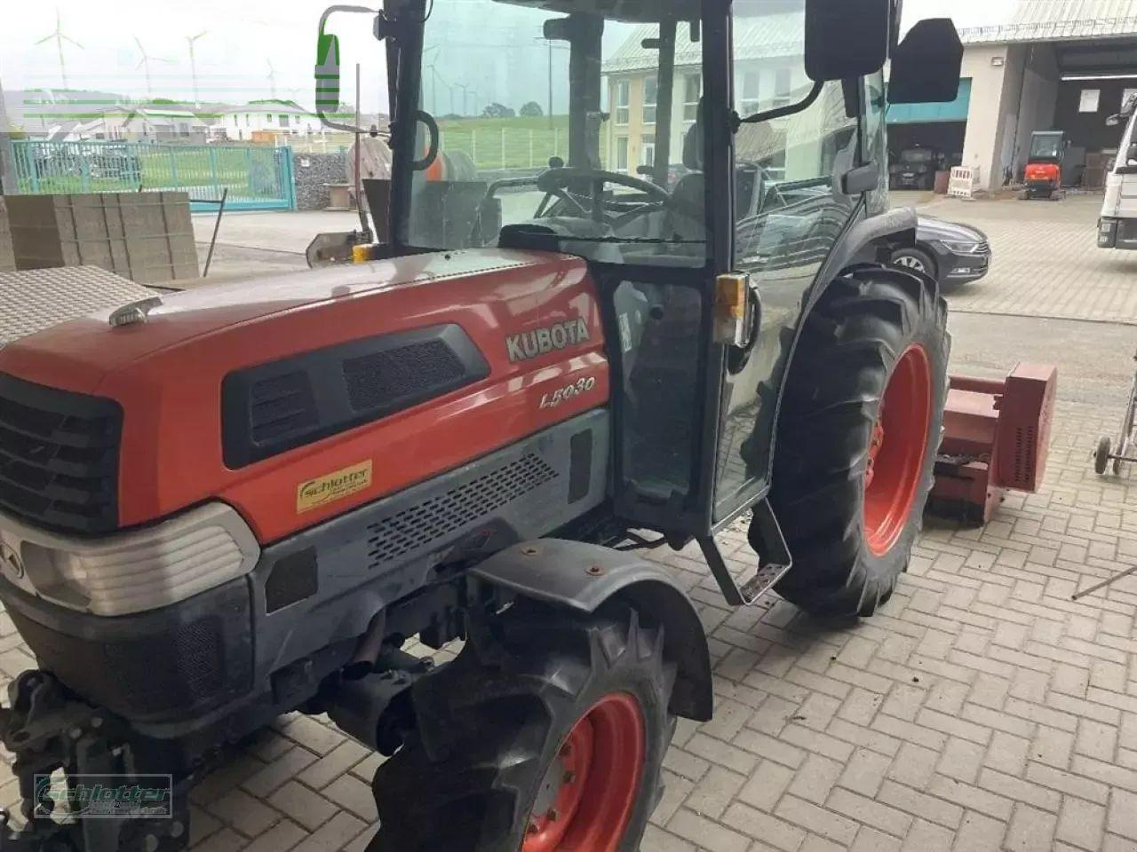 Kubota l5030 - טרקטור חקלאי: תמונה 1 Kubota l5030 - טרקטור חקלאי: תמונה 1