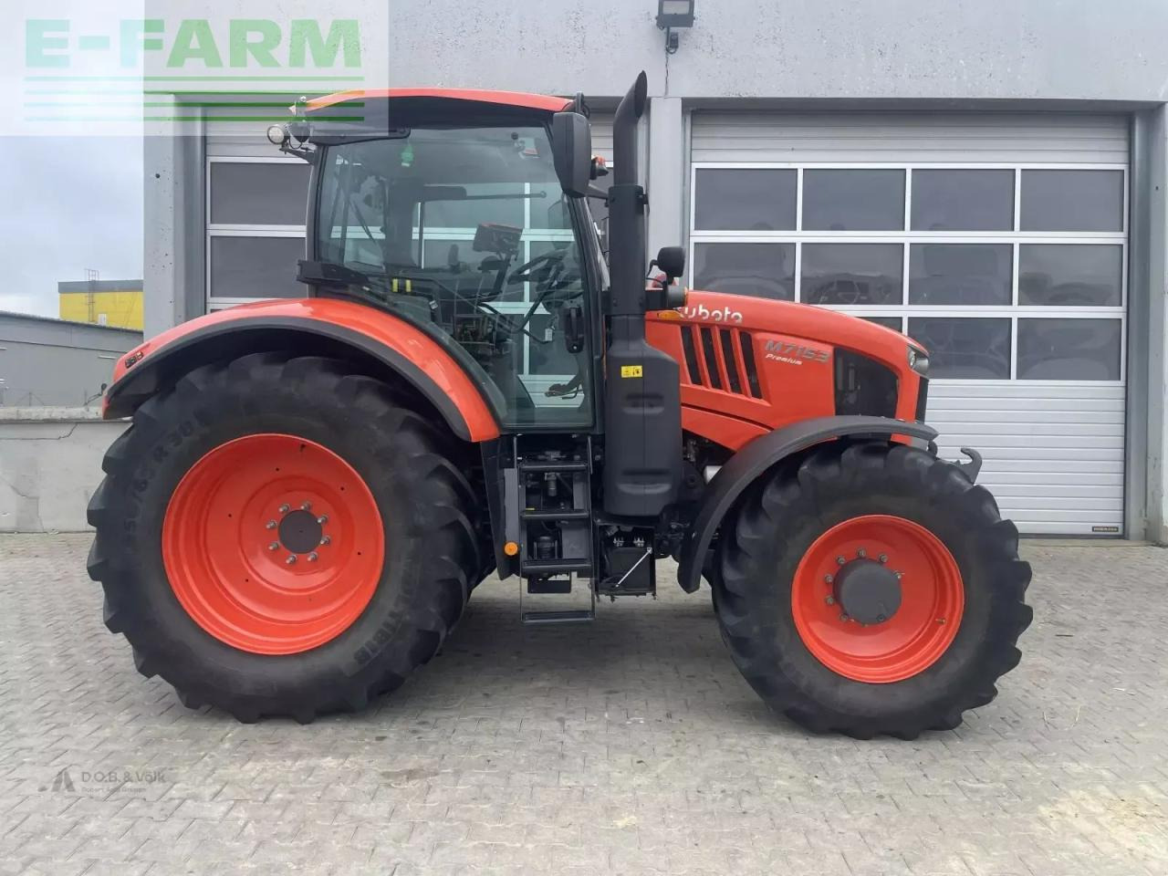 Kubota m 7153 - טרקטור חקלאי: תמונה 4 Kubota m 7153 - טרקטור חקלאי: תמונה 4