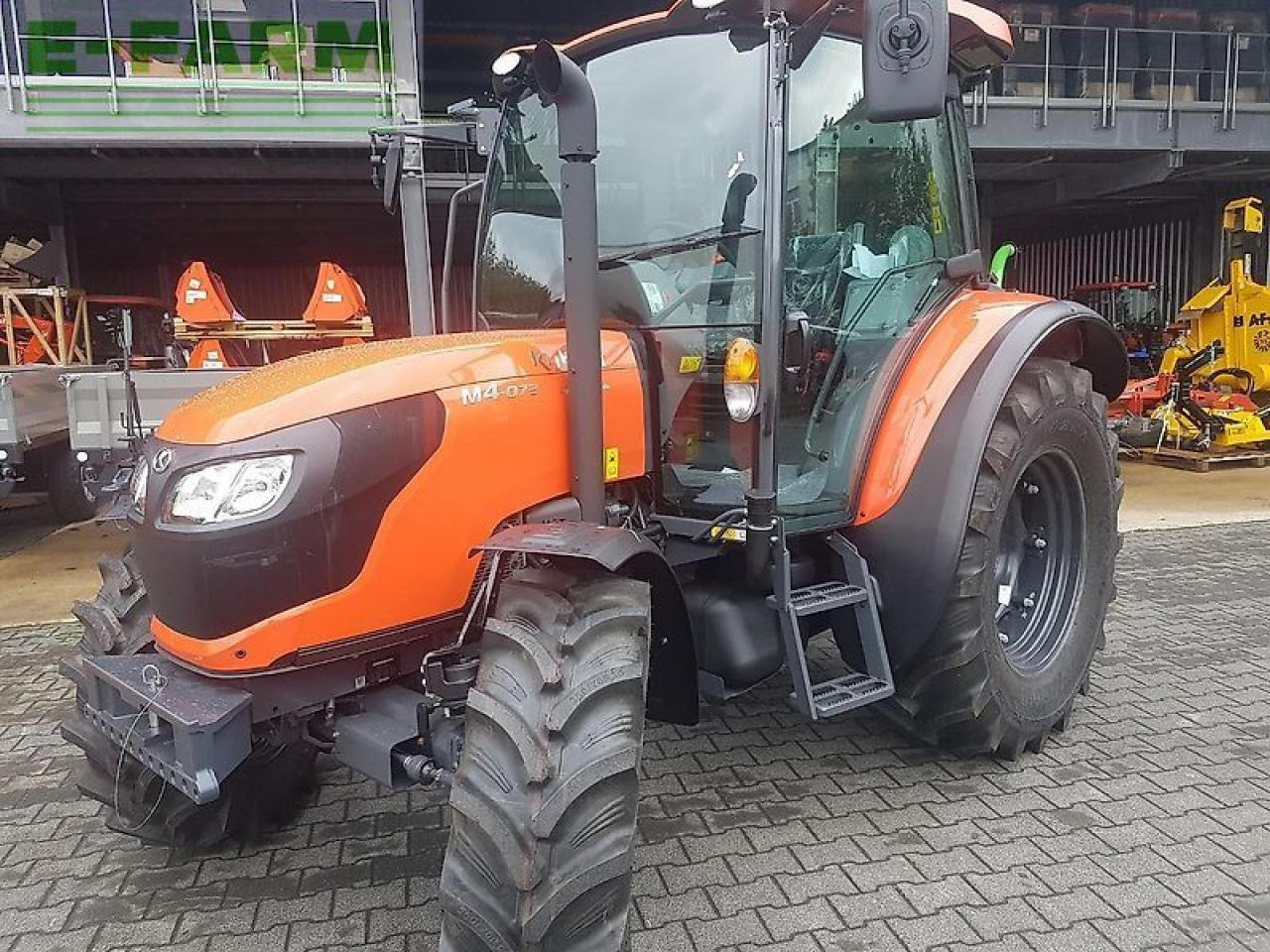 Kubota m4-073cab winterdienstpaket - טרקטור חקלאי: תמונה 1 Kubota m4-073cab winterdienstpaket - טרקטור חקלאי: תמונה 1