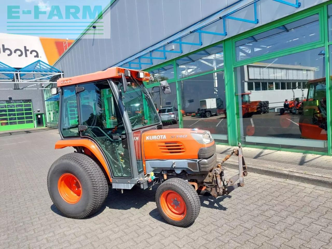 Kubota stv40 - טרקטור חקלאי: תמונה 3 Kubota stv40 - טרקטור חקלאי: תמונה 3