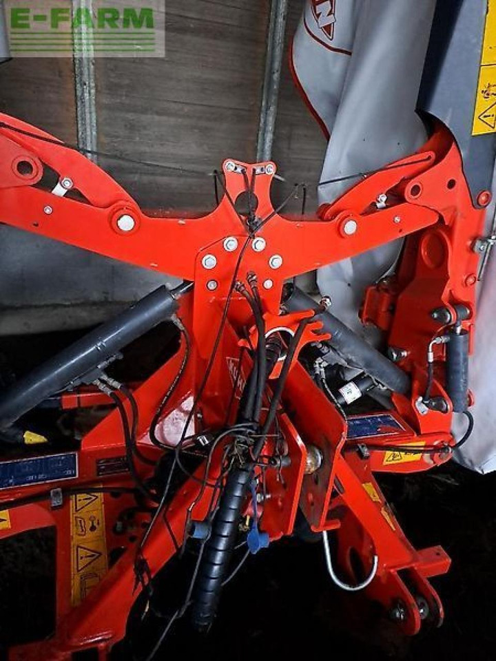 Kuhn gmd 8730 ff butterfly - einsatzbereit - מכסחה: תמונה 3 Kuhn gmd 8730 ff butterfly - einsatzbereit - מכסחה: תמונה 3