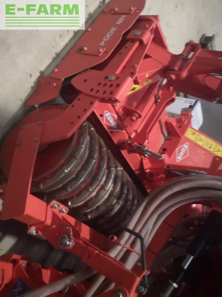 Kuhn hr 3004 - ציוד עיבוד קרקע: תמונה 2 Kuhn hr 3004 - ציוד עיבוד קרקע: תמונה 2