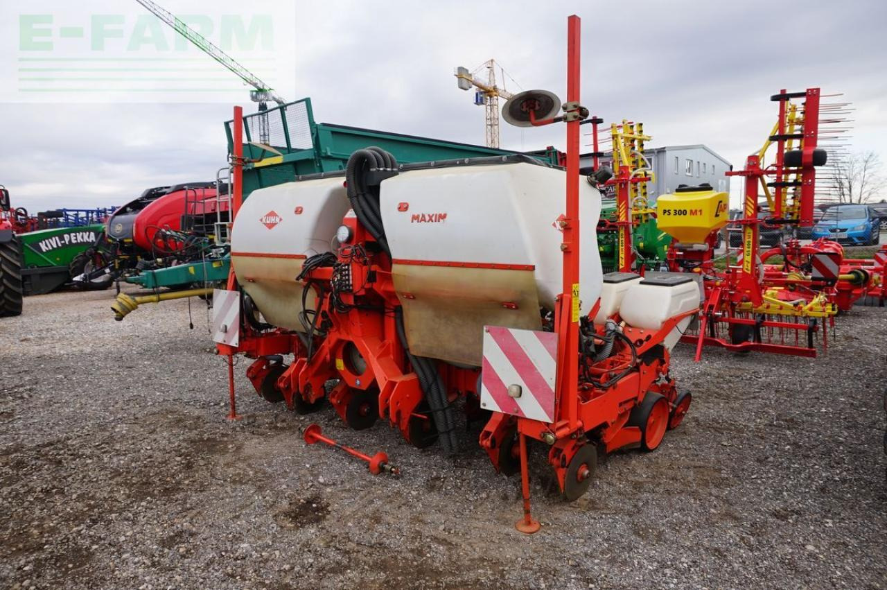 Kuhn maxima gt 6rhg - מכונת זריעה מדויקת: תמונה 1 Kuhn maxima gt 6rhg - מכונת זריעה מדויקת: תמונה 1
