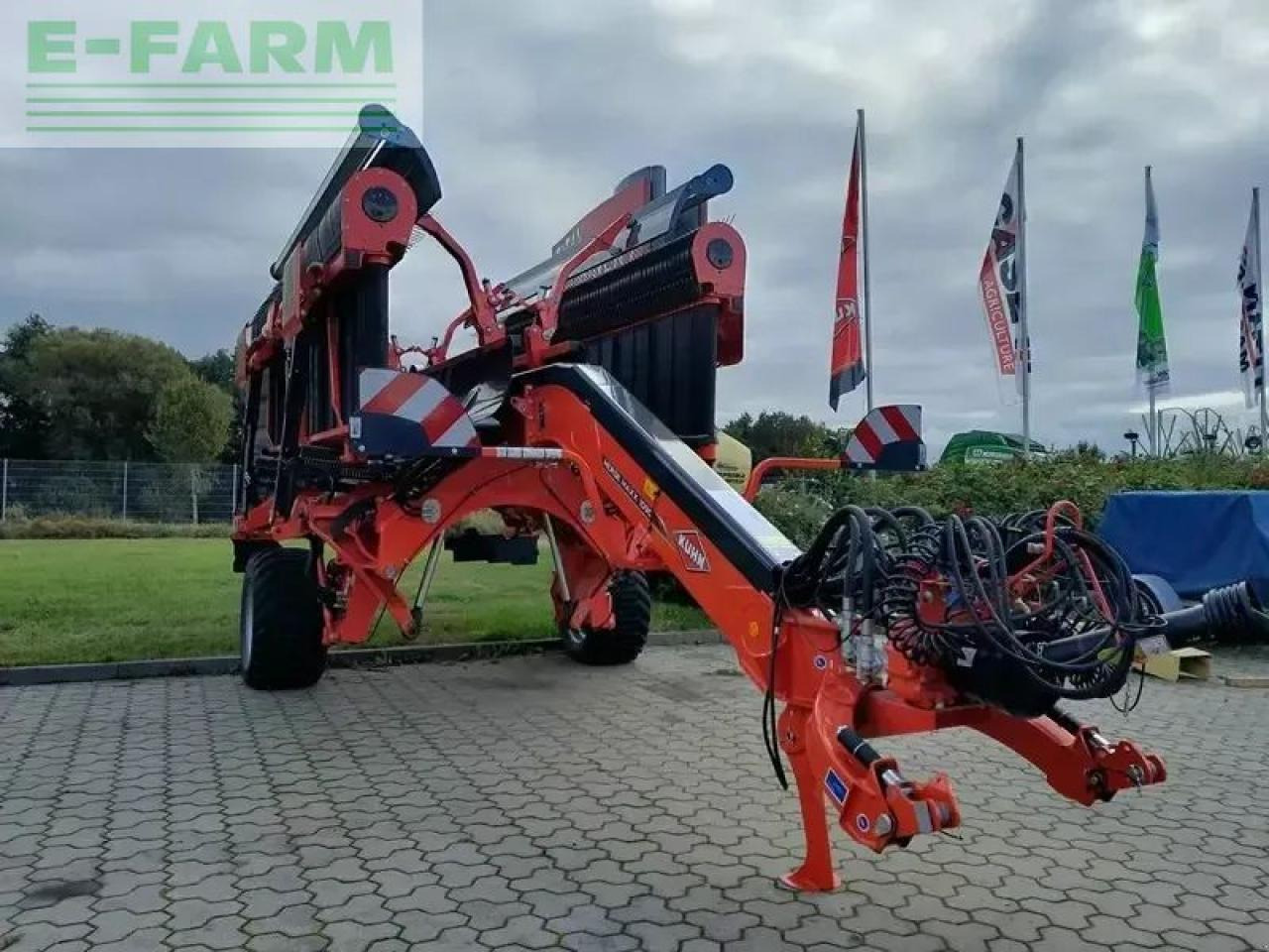 Kuhn merge maxx 1090 - גורף/ מגרפה: תמונה 2 Kuhn merge maxx 1090 - גורף/ מגרפה: תמונה 2