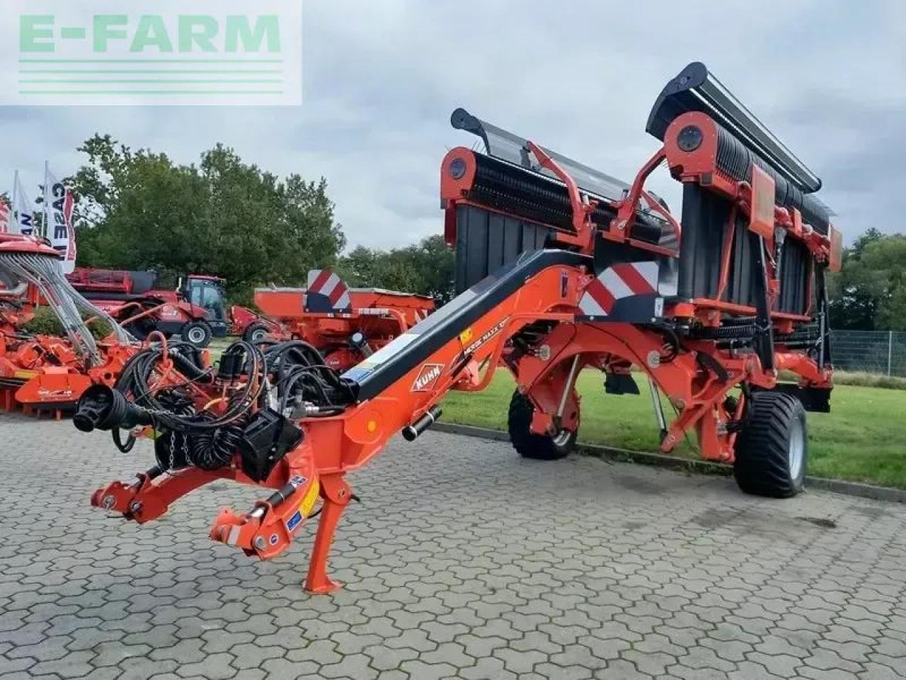 Kuhn merge maxx 1090 - גורף/ מגרפה: תמונה 1 Kuhn merge maxx 1090 - גורף/ מגרפה: תמונה 1