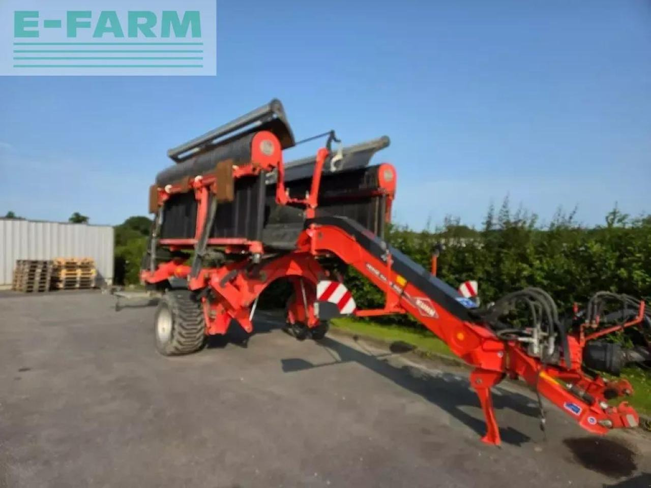 Kuhn merge maxx 950 - גורף/ מגרפה: תמונה 1 Kuhn merge maxx 950 - גורף/ מגרפה: תמונה 1