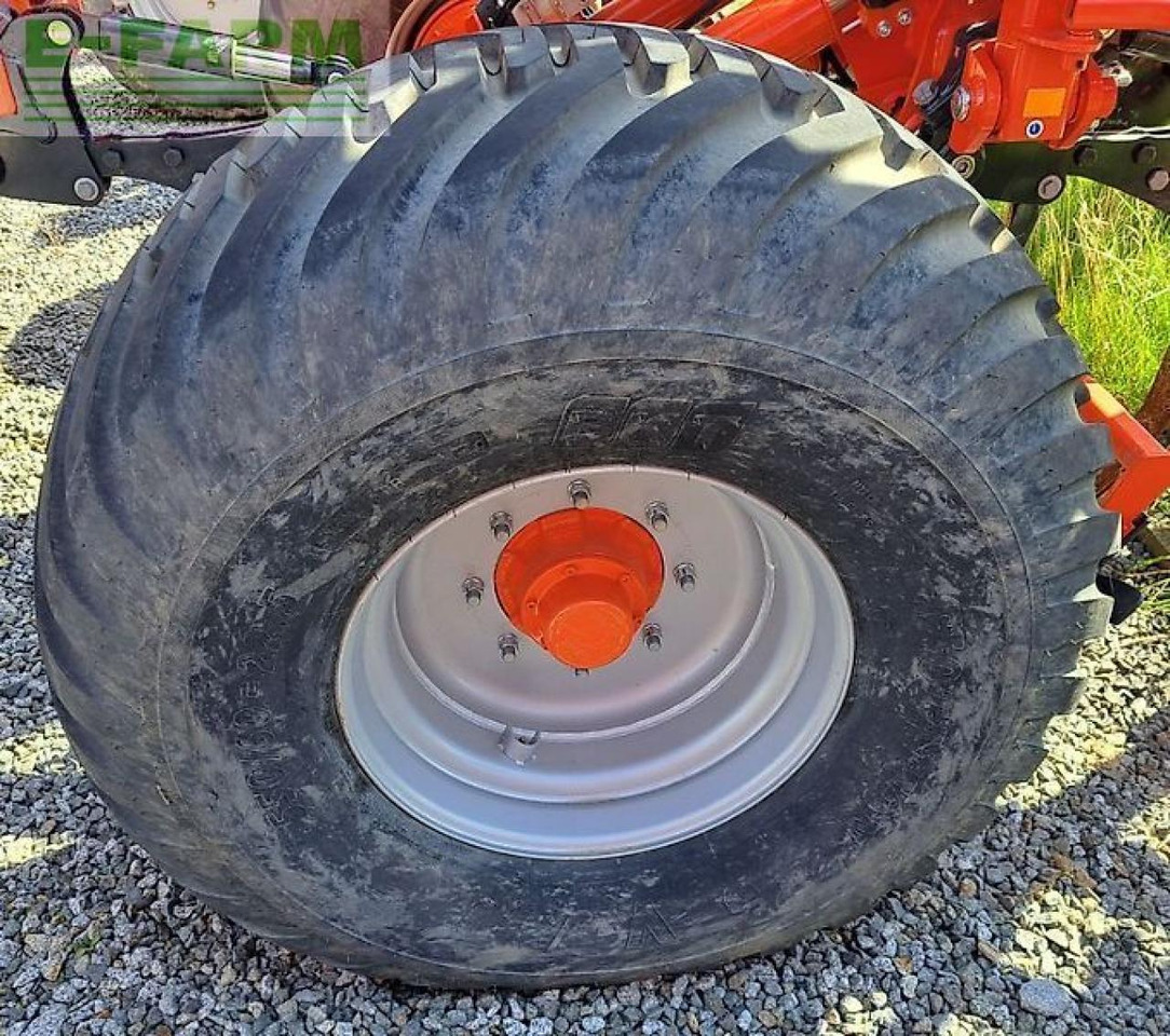 מקדחת זריעה משולבת Kuhn performer 6000: תמונה 10 מקדחת זריעה משולבת Kuhn performer 6000: תמונה 10